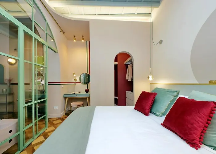 Ych-bright Navona Roma