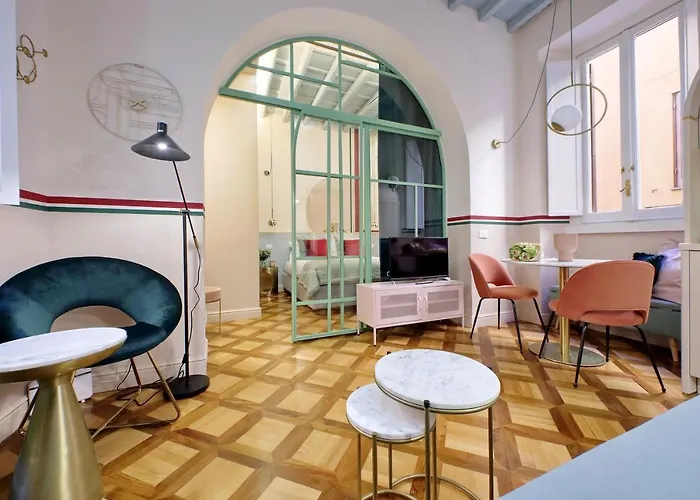 Ych-bright Navona Apartment