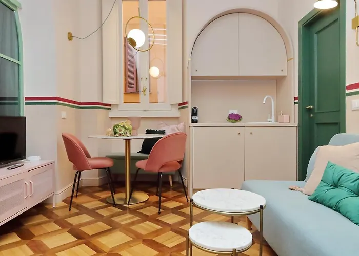 Ych-bright Navona Roma