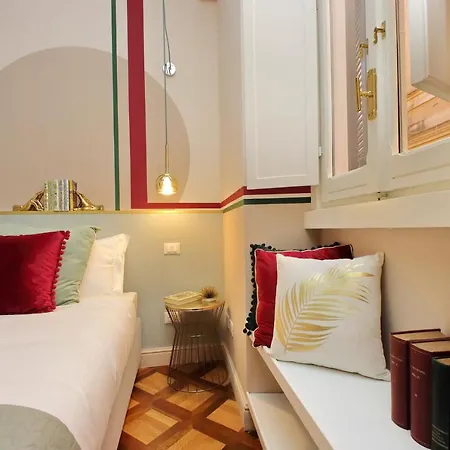 Ych-bright Navona Apartmán *